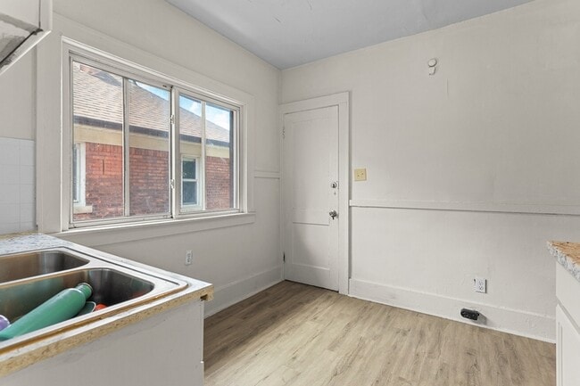 Building Photo - 3786 Carter St