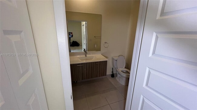 Building Photo - 7915 NW 104th Ave