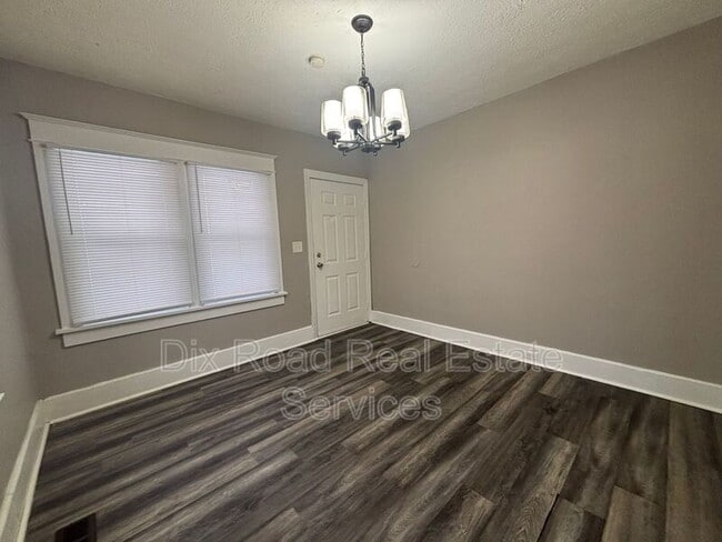 Building Photo - 3018 Tytus Ave