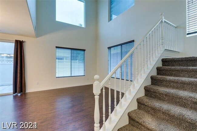Building Photo - Charming 3-Bedroom Home in Southwest Gated...