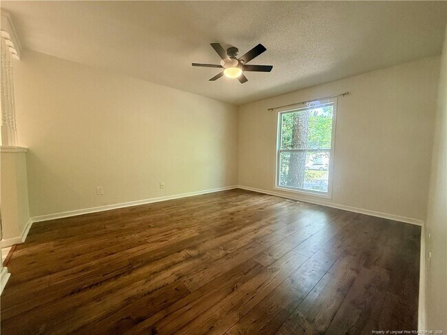 Building Photo - 5761 Waterwood Dr