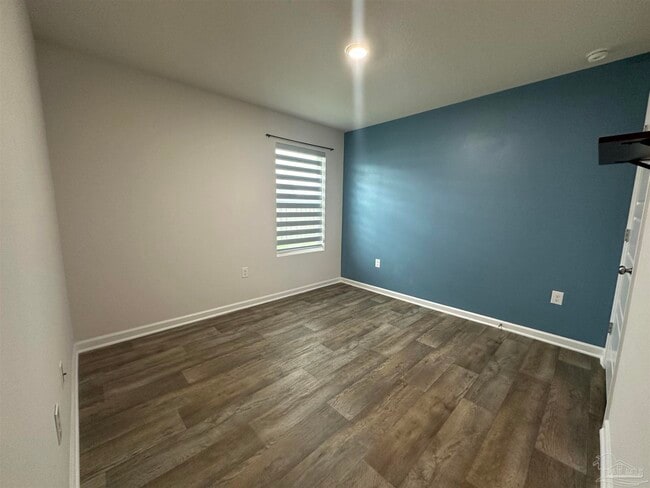 Building Photo - 7565 Steeplechase Blvd