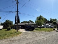 Building Photo - 2966 Gum St