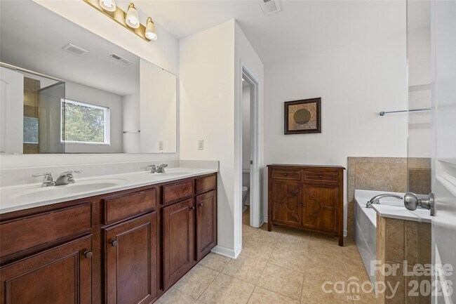 Building Photo - 409 Elizabeth Valley Ln