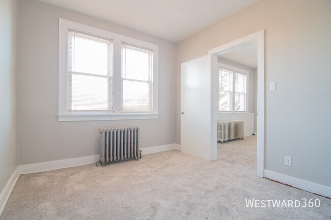 Building Photo - 1242 121st St