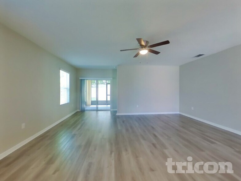 Building Photo - 518 Squires Grove Dr