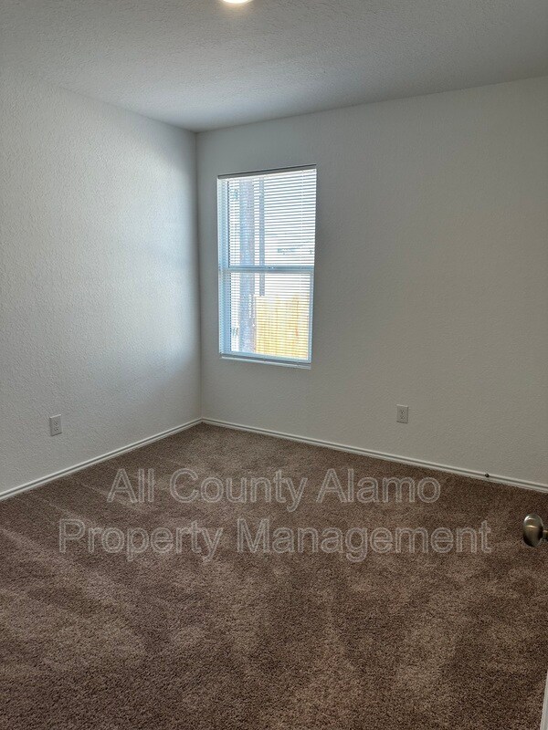 Building Photo - 8526 Astral Pl