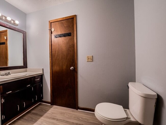 Building Photo - 1479 Millstream Trail NW