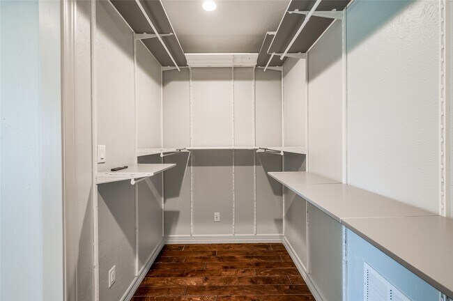 Building Photo - 5527 Fragrant Cloud Ct