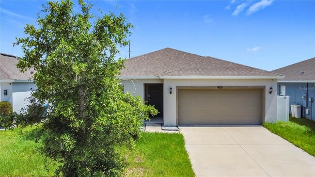 Building Photo - 450 Taft Dr