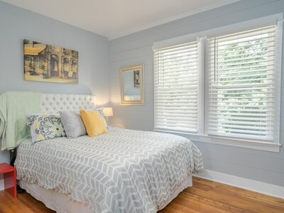 Building Photo - 26 Hanover St