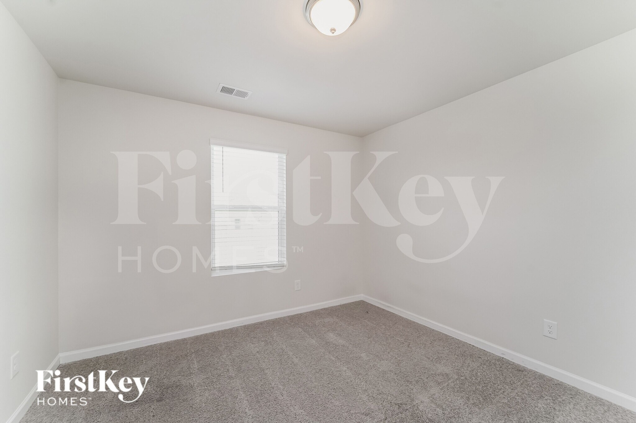 Building Photo - 10714 Rivergate Dr NW