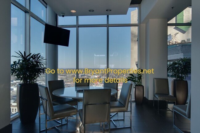 Building Photo - Nashville - Downtown 1-Bedroom Condo