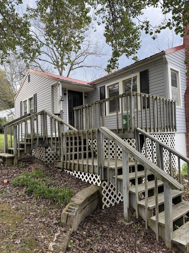 Building Photo - 5046 Bearden Rd