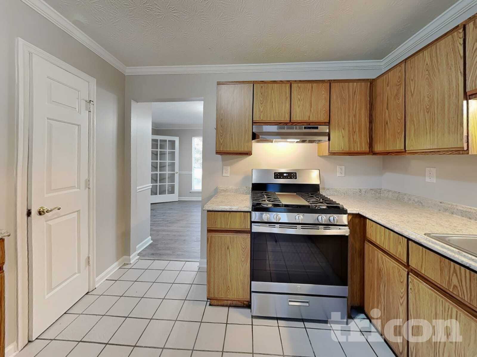 Building Photo - 5625 Longbow Dr