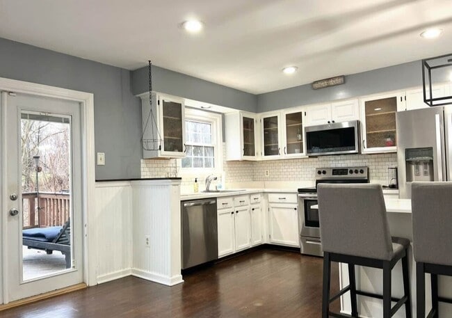Building Photo - 20404 Summersong Ln