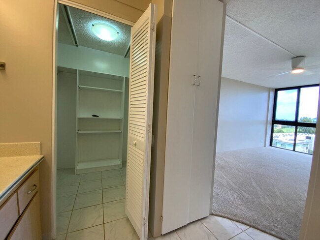 Building Photo - WINDWARD PASSAGE WITH OCEAN VIEWS