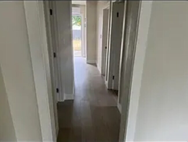 Building Photo - 3138 San Diego Way