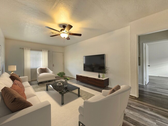 Primary Photo - Coronado Area of Phoenix Remodeled 2 Bed 1...