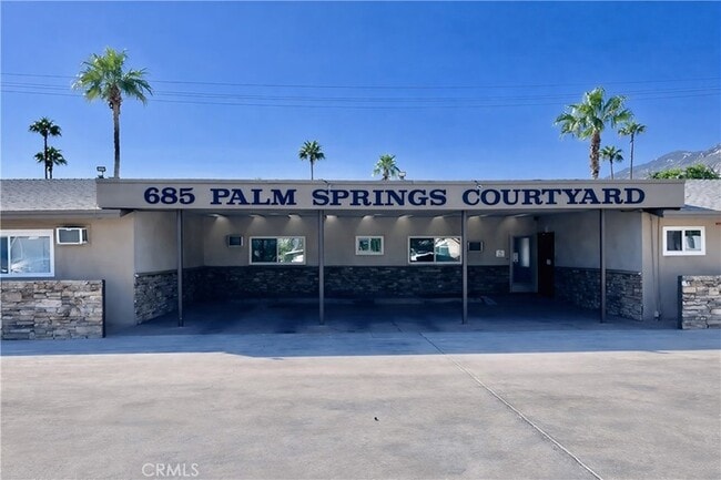 Building Photo - 685 E Vista Chino