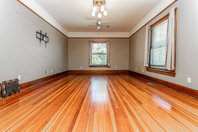 Building Photo - Please View 3D Virtual Walk-Through Before...