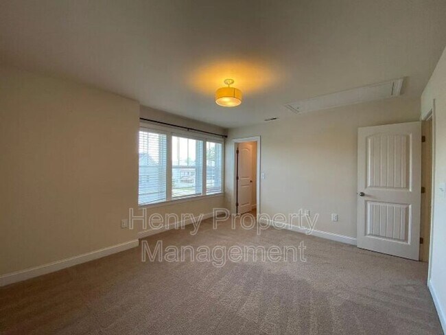 Building Photo - 2280 Chattering Lory Ln