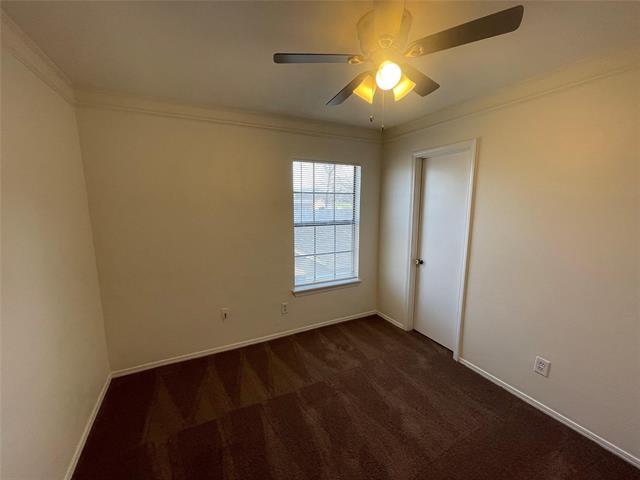 Building Photo - 821 Loganwood Dr