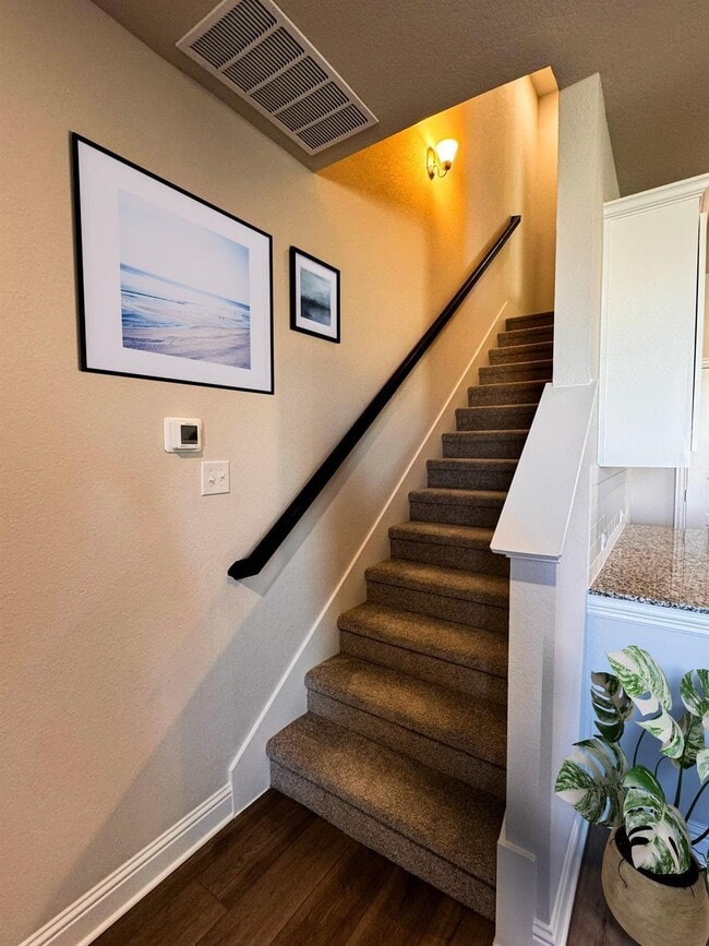 Building Photo - 1905 Ethereal Ln