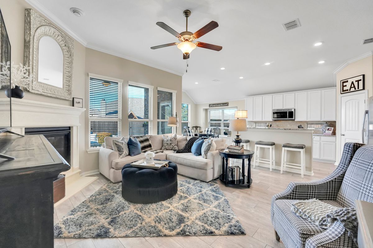 Building Photo - 16601 Lincoln Park Ln