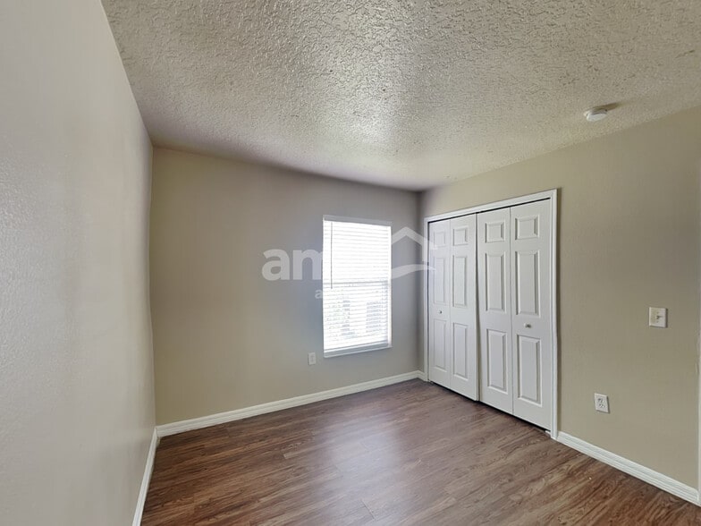 Building Photo - 2645 Willow Glen Cir