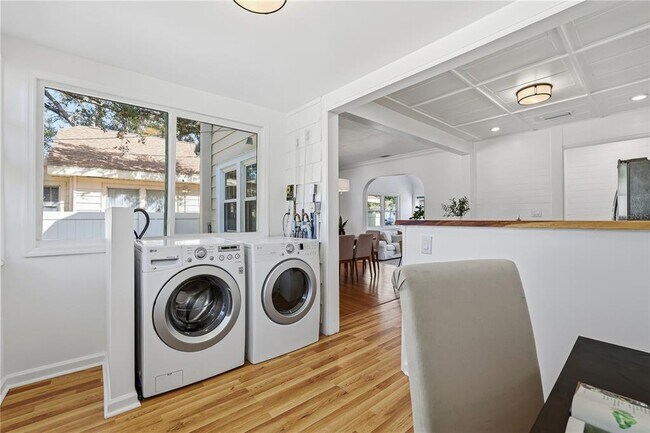 Building Photo - 918 45th St N