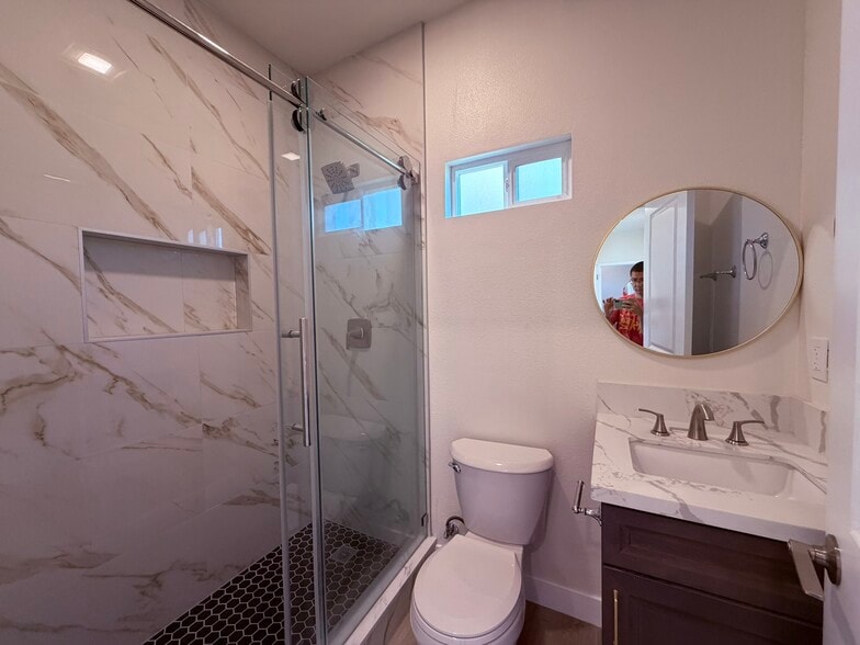 Building Photo - 5664 Campanile Way