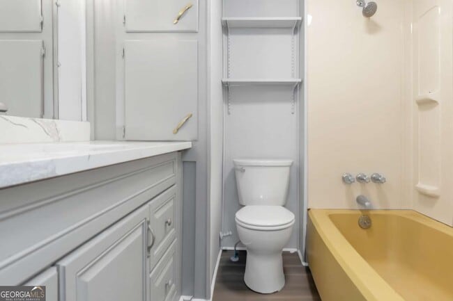 Building Photo - 24 David Dr