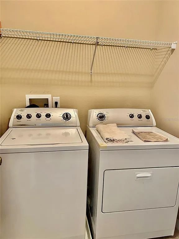 Building Photo - 3451 Windsor Lake Cir