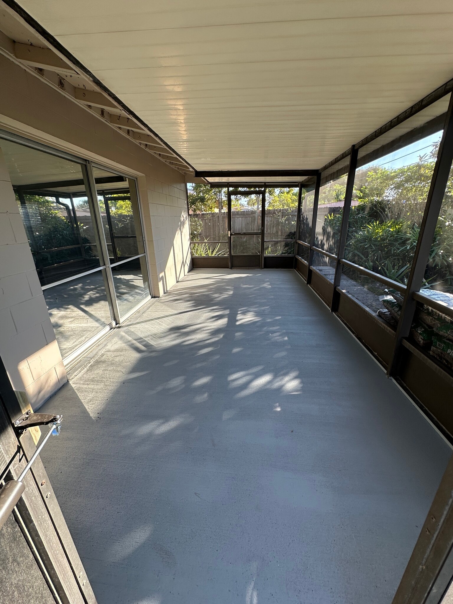 Building Photo - 6524 Voltaire Dr