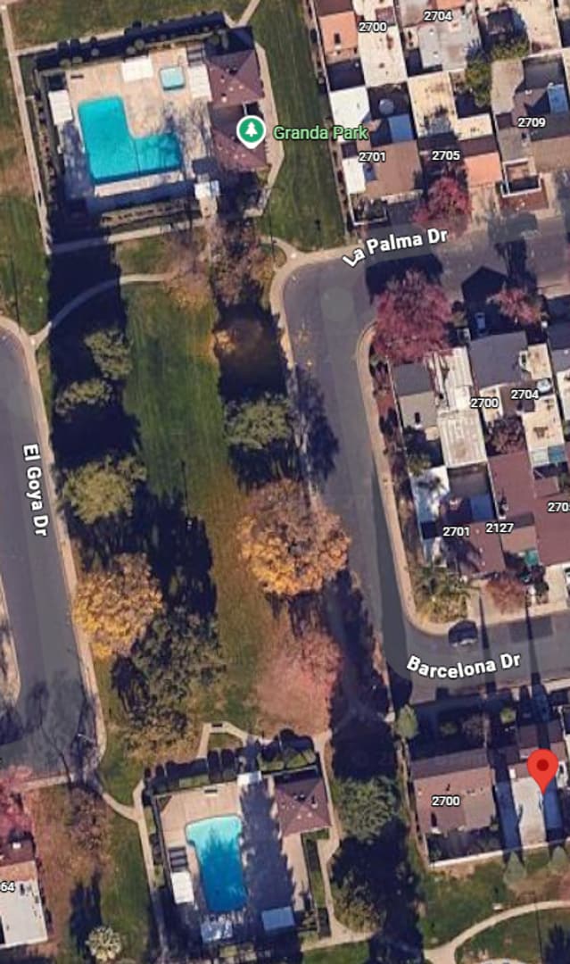 Building Photo - 3 BEDROOM 2 BATH HOME MOVE IN READY IN MODESTO!