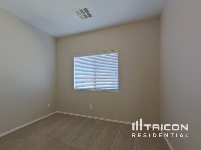 Building Photo - 41272 W Laramie Rd
