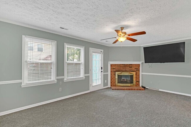 Building Photo - 119 Barfleur Pl