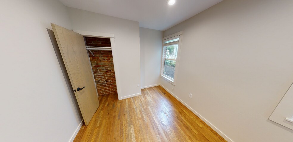 Building Photo - 2 Belvidere Pl