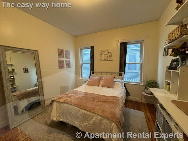 Building Photo - 29-31 Belknap St Unit #1