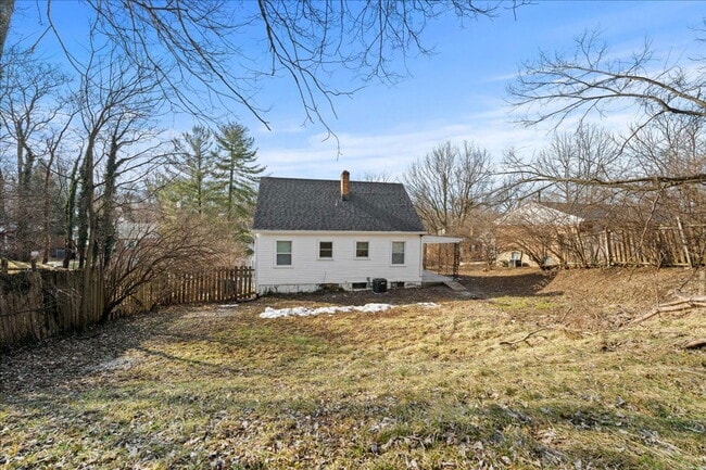 Building Photo - 3068 Worthington Ave