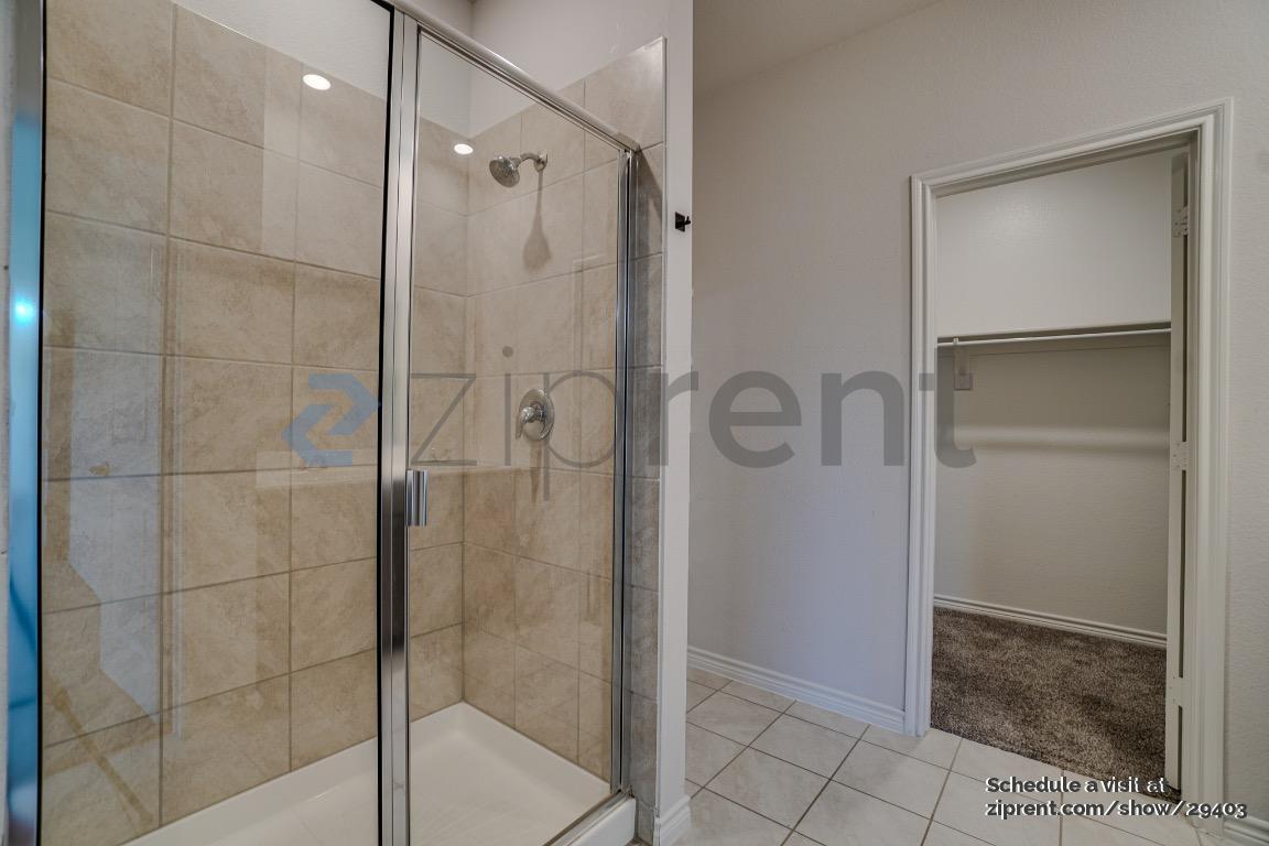 Building Photo - 611 Rawhide Way