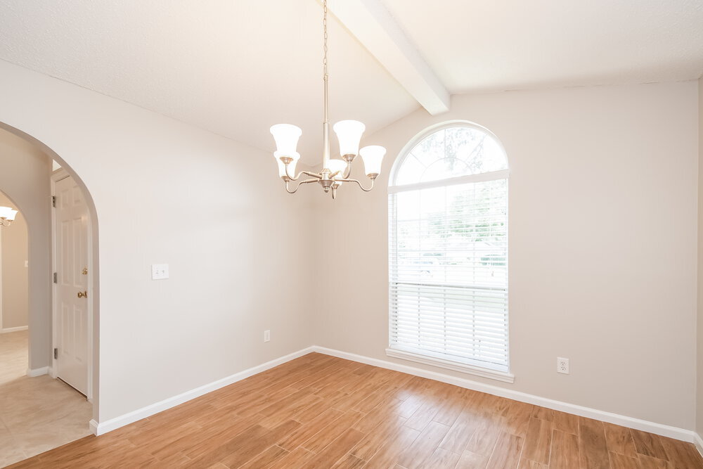 Building Photo - 3744 Eagle Ridge Dr