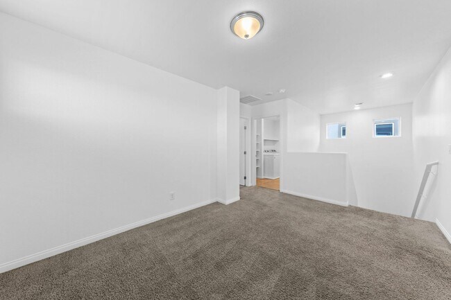 Building Photo - 4 Bedroom Home in Southern Highlands