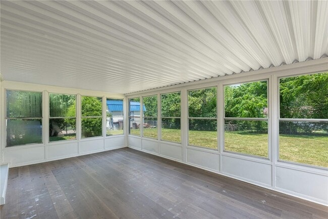 Building Photo - 6221 Longford Rd