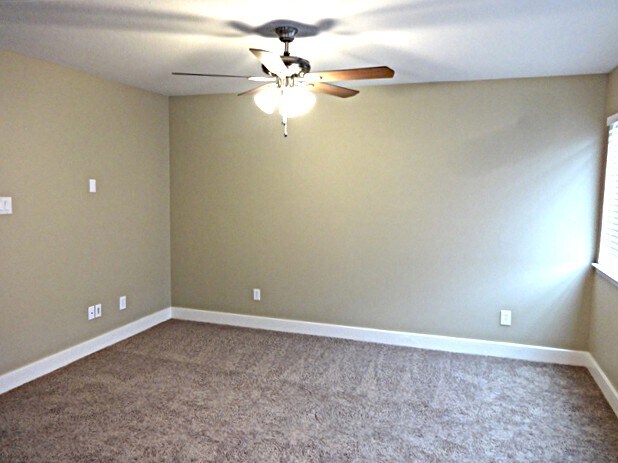 Building Photo - 7507 Pheasant Grove Dr