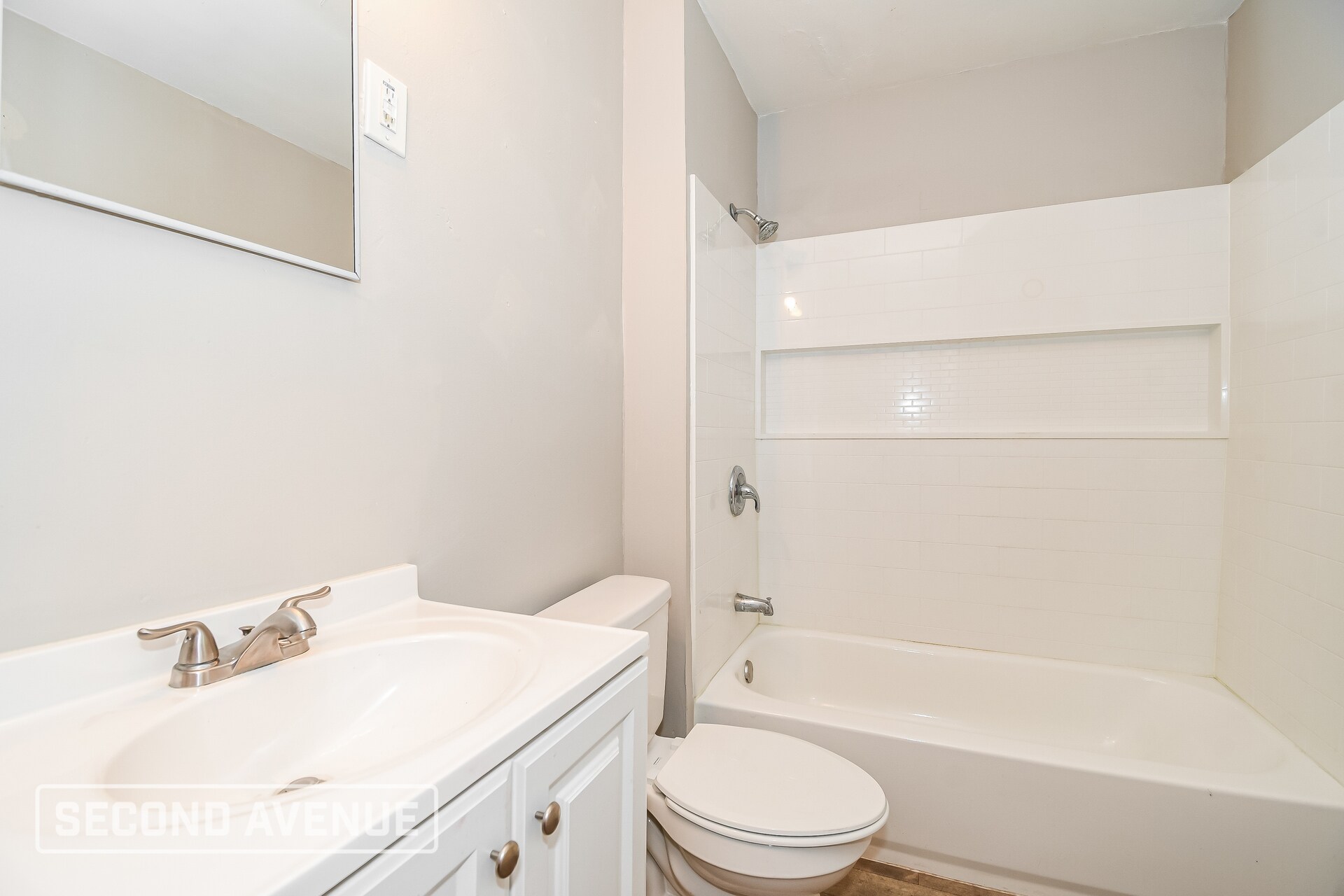 Building Photo - 1740 W 10th St