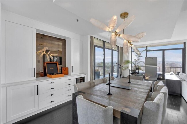 Building Photo - 2233 Peachtree Rd NE