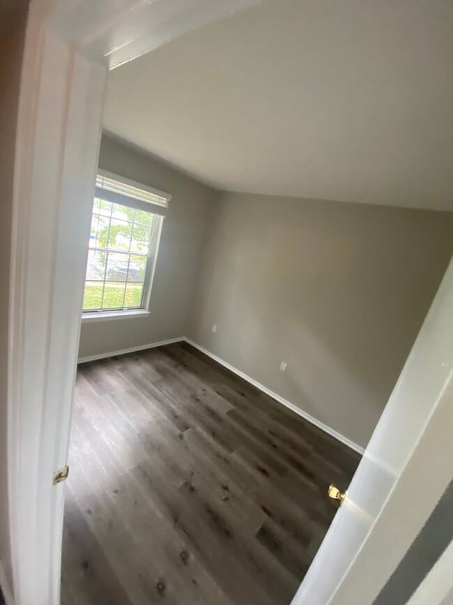 Building Photo - 2732 Bordeaux Pl