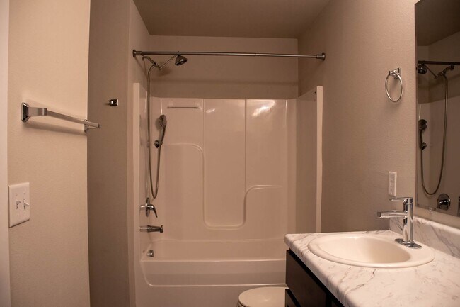 Building Photo - Charming 3-Bedroom, 2-Bath Home in Haskell!